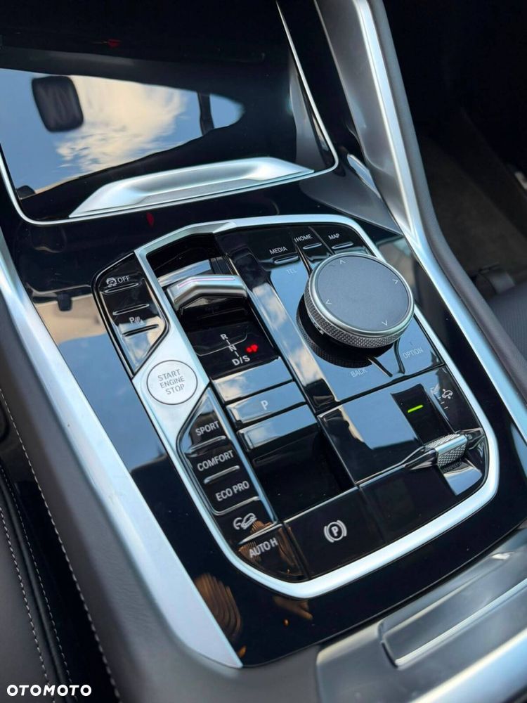 BMW X6 - 11
