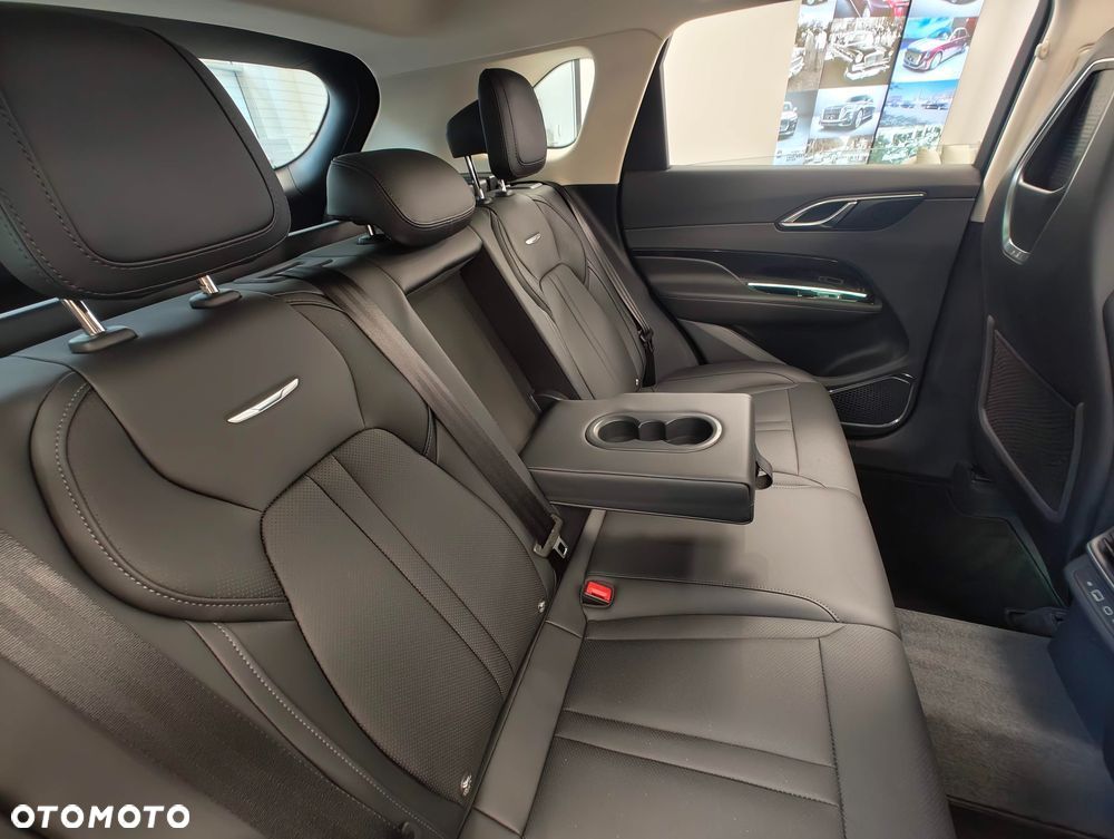 Hongqi HS3 1.5T FWD - 14