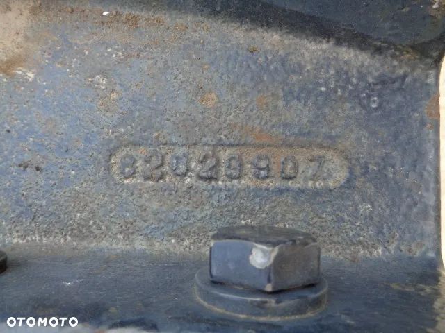 Wspornik przedni 87kg New Holland T6020 - 2
