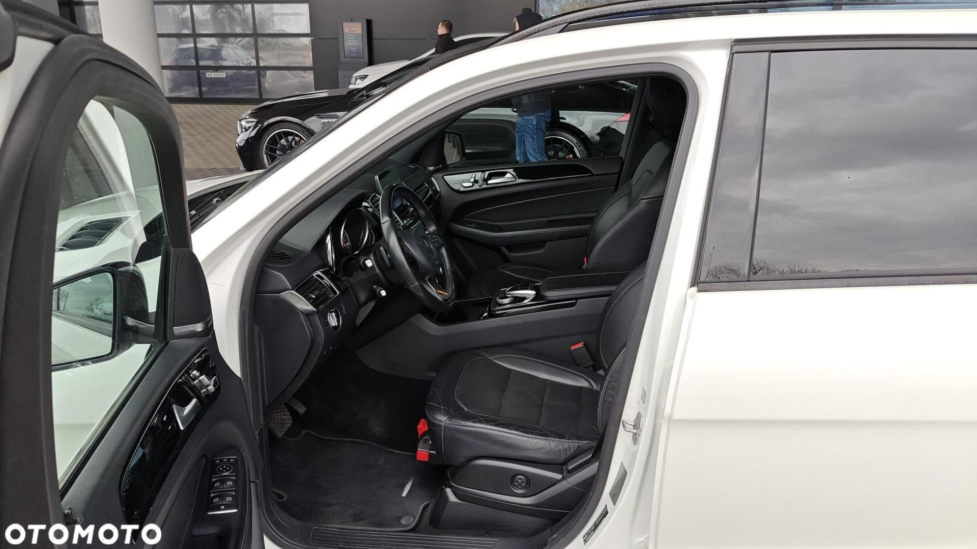 Mercedes-Benz GLE - 9