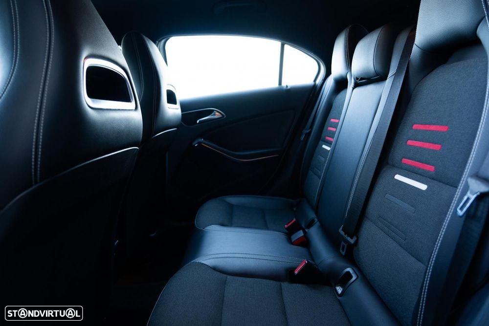 Mercedes-Benz A 160 d Urban - 8