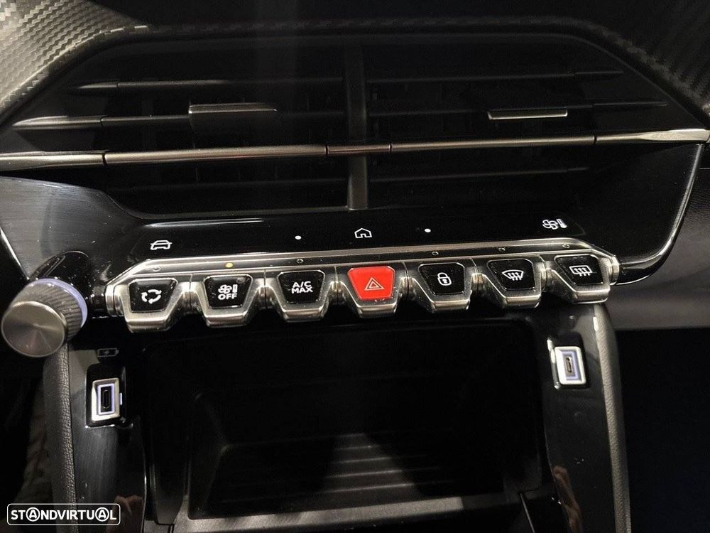 Peugeot 208 1.2 PureTech Active - 18