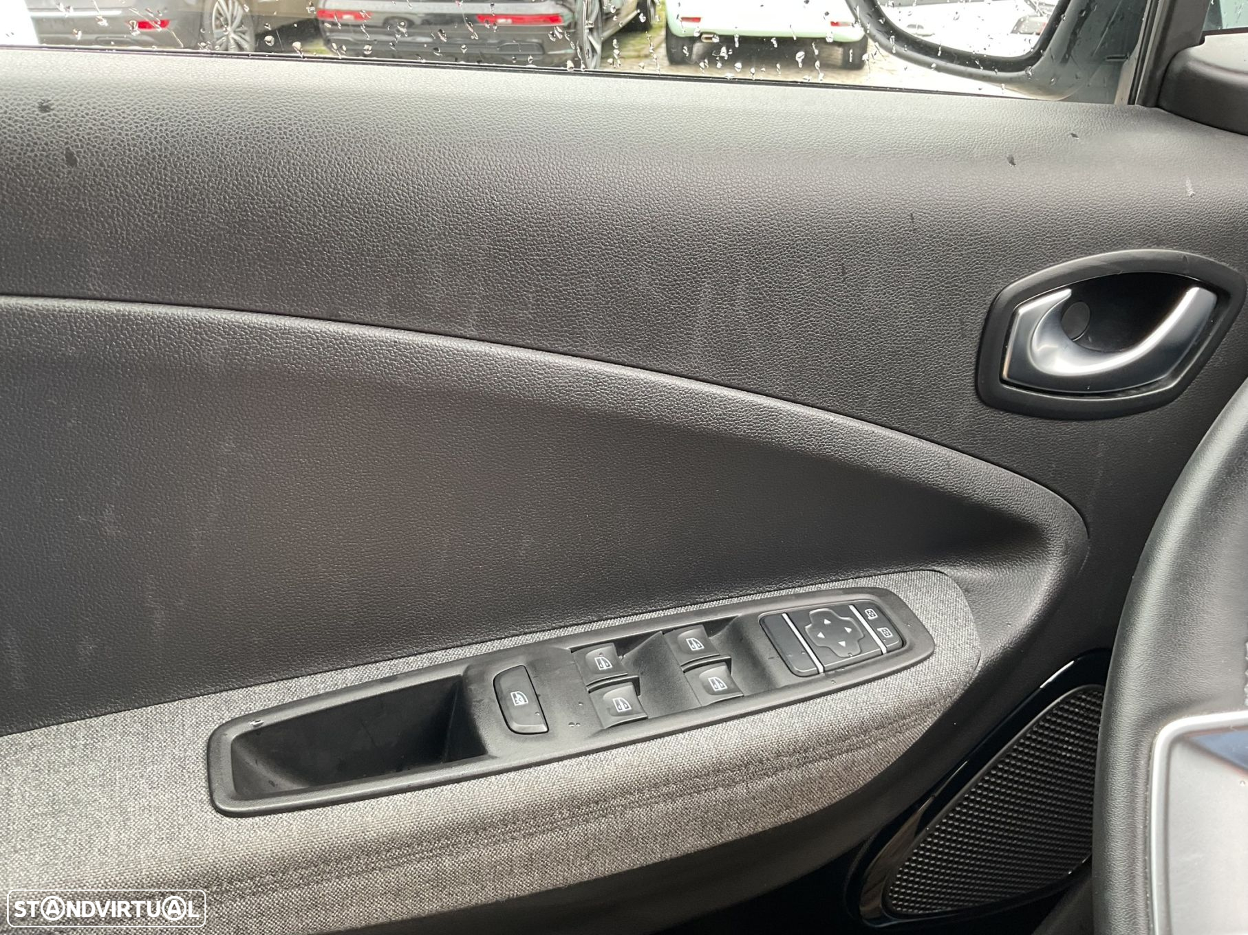 Renault Zoe (c/ Bateria) Limited 50 - 20