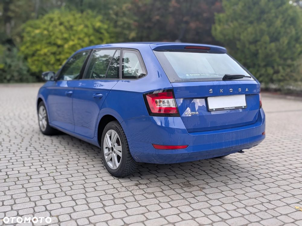 Skoda Fabia 1.0 TSI Ambition - 8