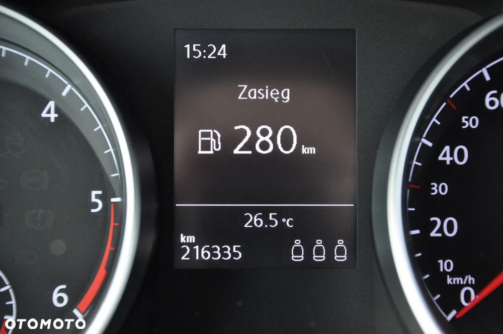 Volkswagen Touran 2.0 TDI SCR Comfortline - 33
