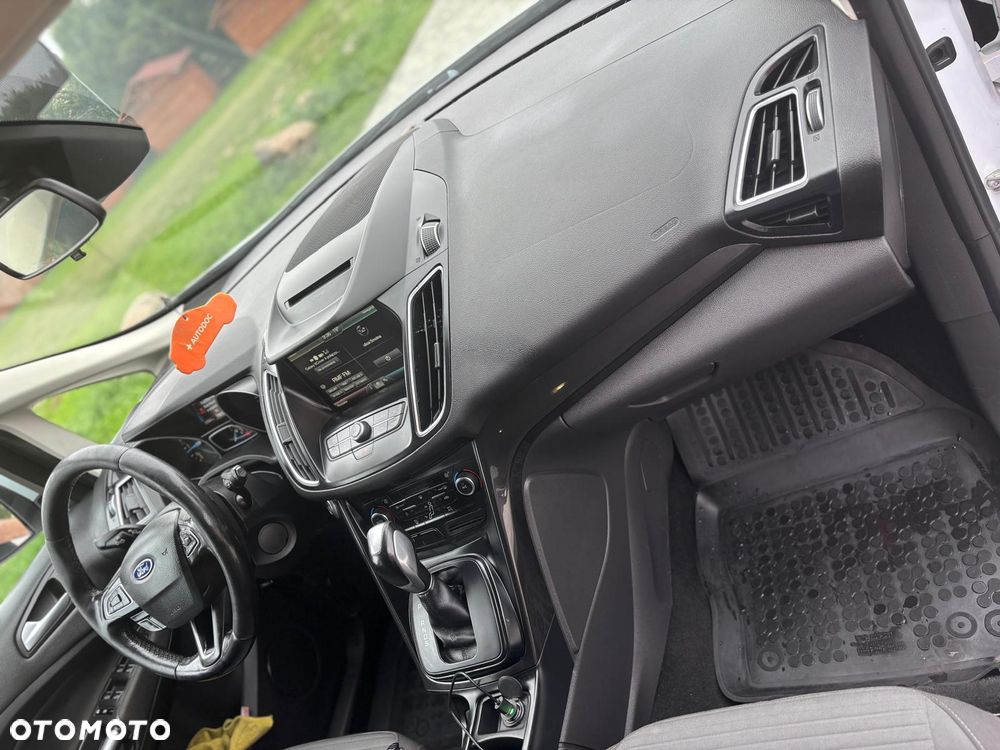 Ford C-MAX 2.0 TDCi Start-Stop-System Titanium - 16