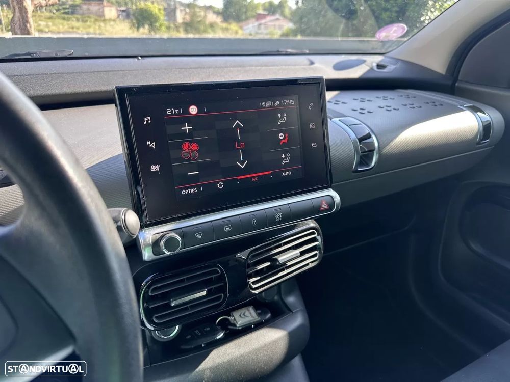 Citroën C4 Cactus 1.2 PureTech Shine - 32