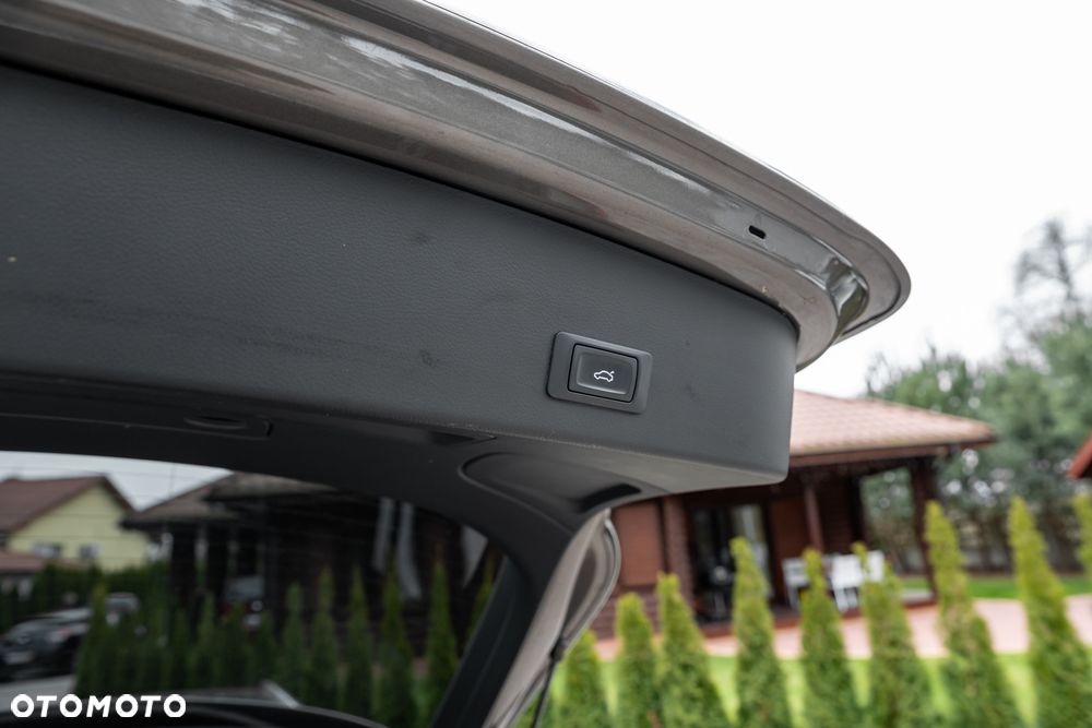 Audi A6 Avant 2.0 TDI Ultra S tronic - 22