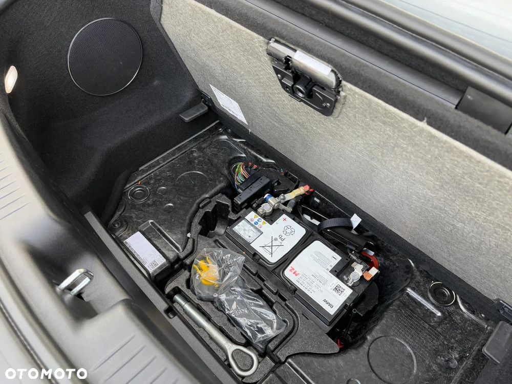 Mercedes-Benz SL AMG 55 4Matic+ AMG SPEEDSHIFT MCT 9G - 22