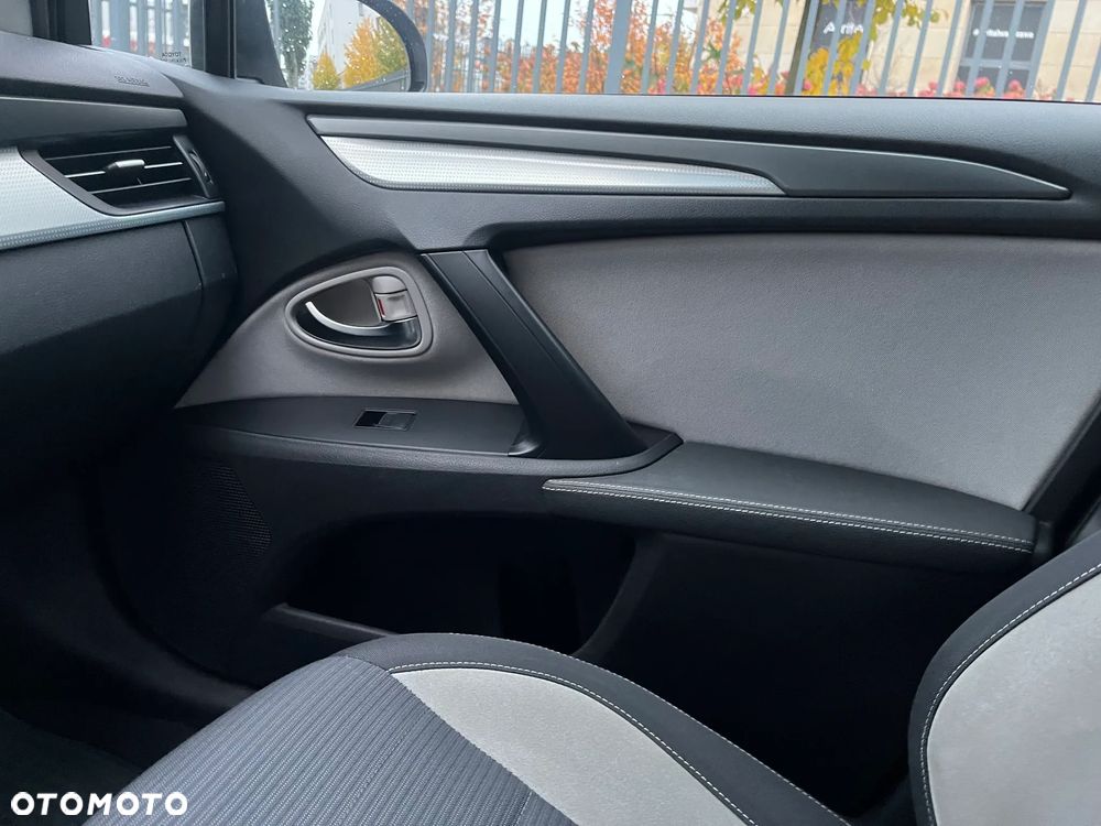 Toyota Avensis 2.0 Premium MS - 6