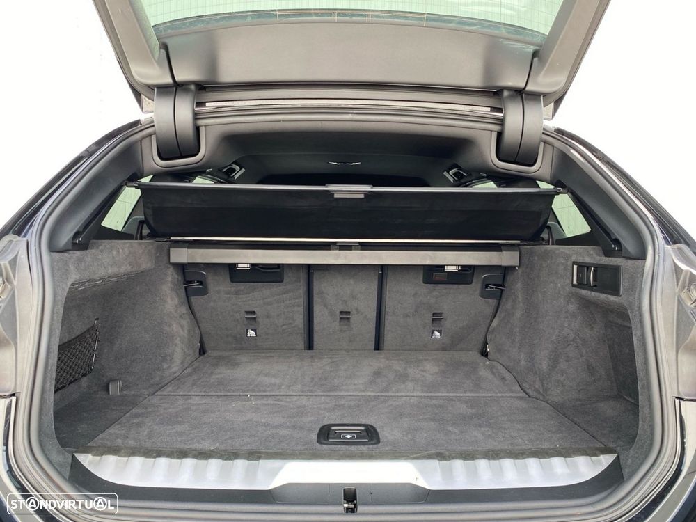 BMW 320 d Pack Desportivo M Auto - 19