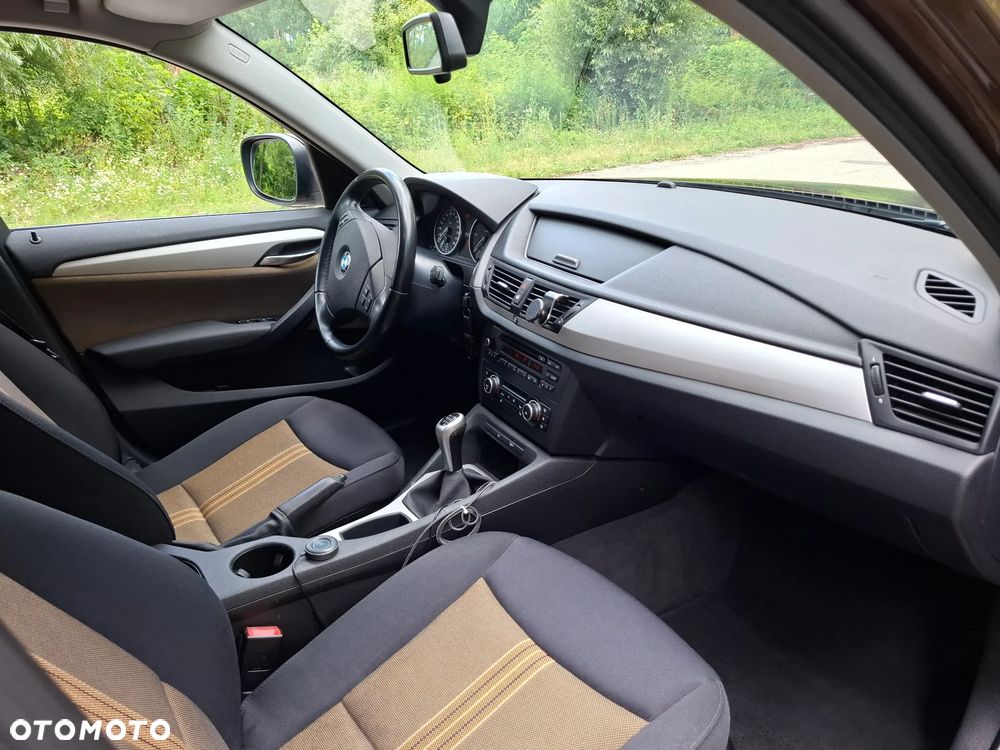BMW X1 sDrive18d - 25