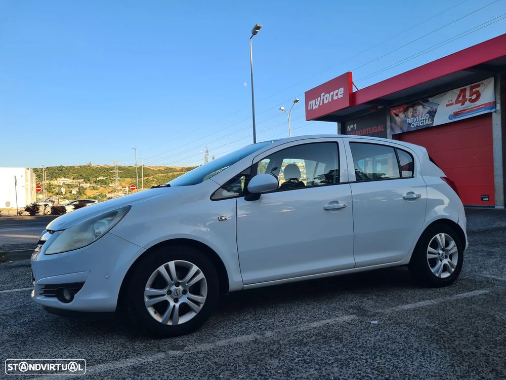 Opel Corsa 1.2 Cosmo - 5