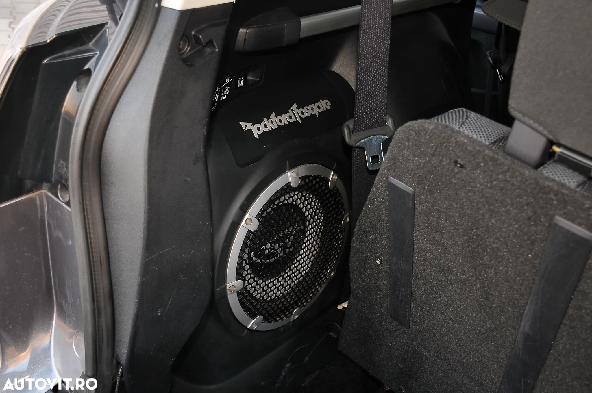 Mitsubishi Outlander 2.0 DI-D 4WD Instyle - 29
