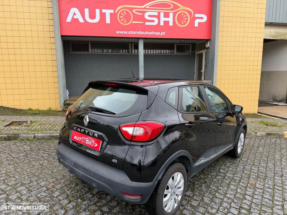 Renault Captur 1.5 dCi EDC - 18