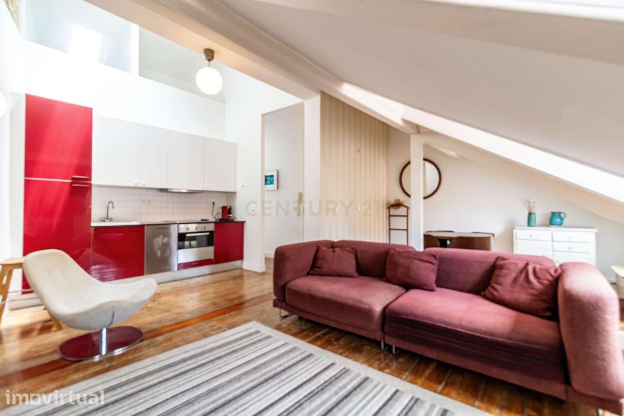 Um apartamento cheio de glamour no coração do Chiado - Grande imagem: 3/18