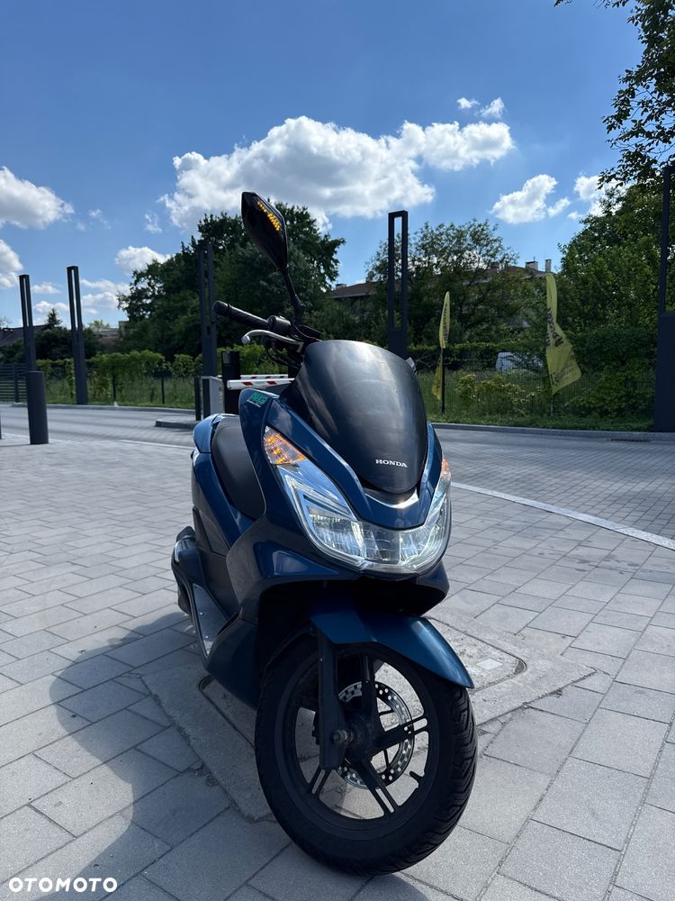 Honda PCX - 1