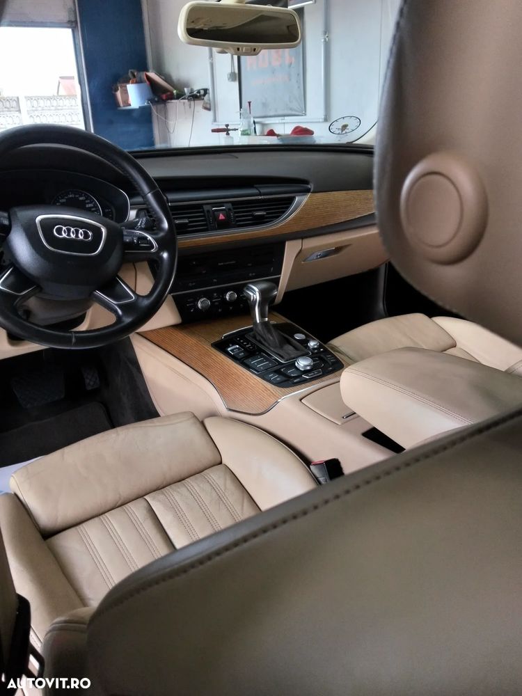 Audi A6 Avant - 1