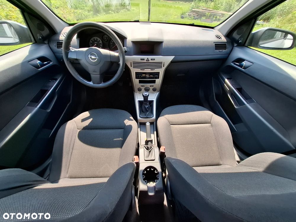 Opel Astra 1.4 Essentia - 5