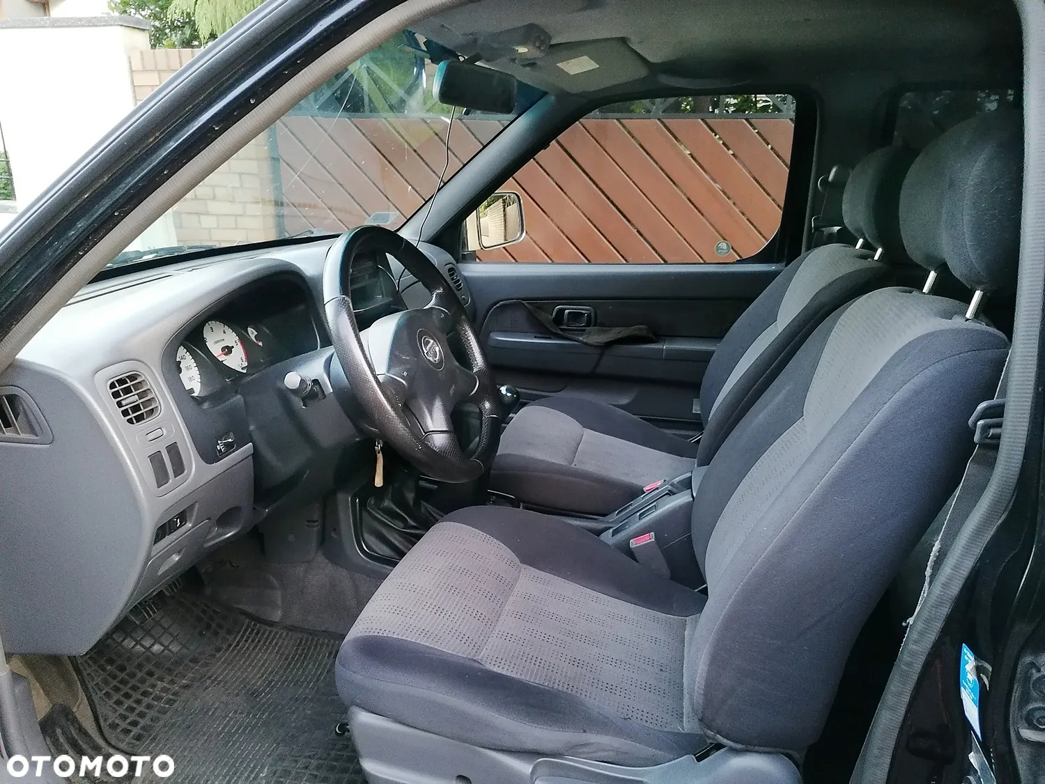 Nissan Pickup