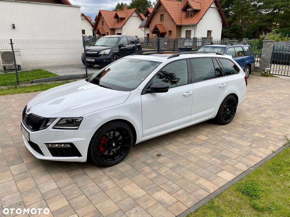 Skoda Octavia 2.0 TSI RS 245 DSG - 1