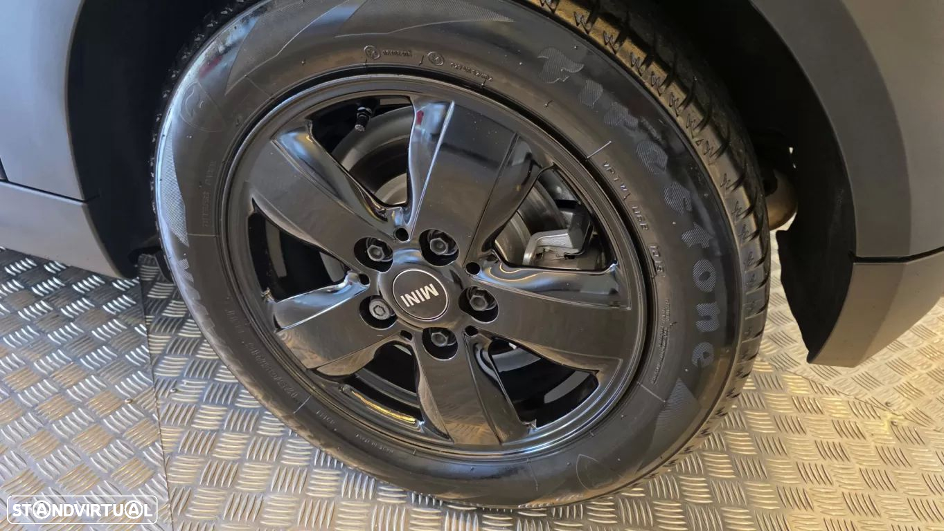 MINI 3 Portas One D - 31