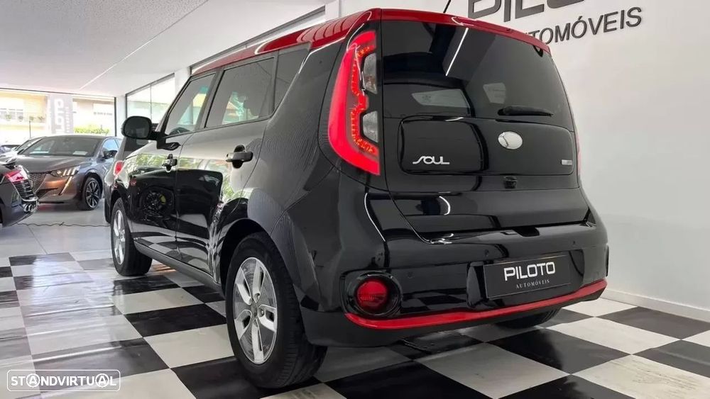 Kia e-Soul EV - 10