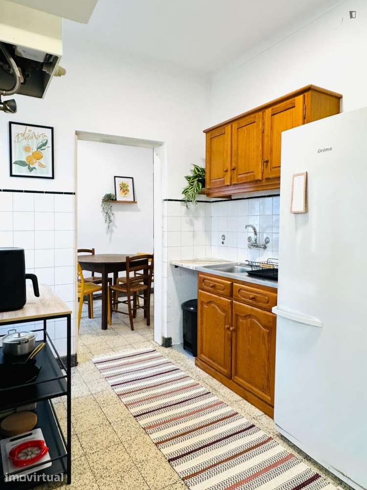 Quarto - localizado em Montes Claros Coimbra - Grande imagem: 4/8
