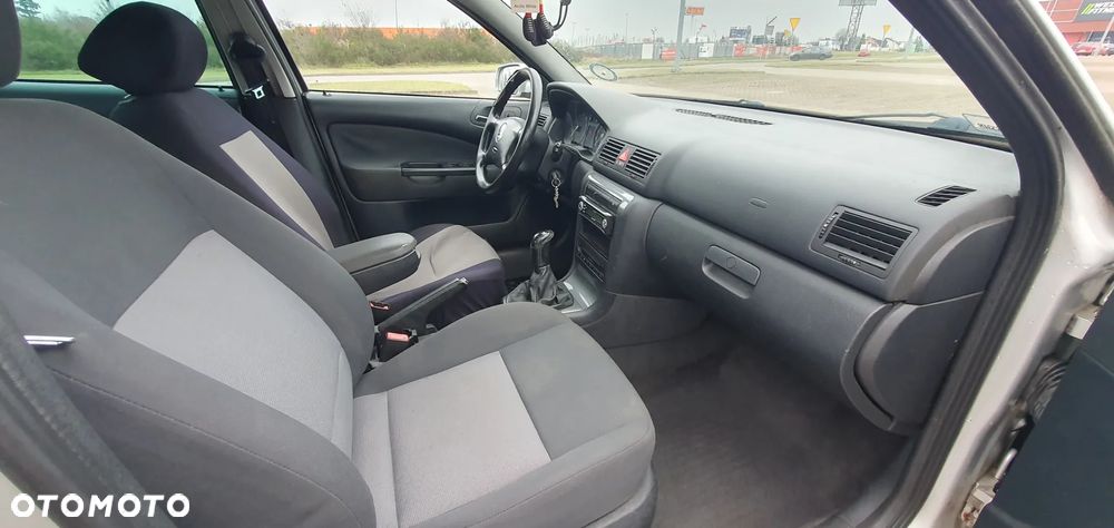 Skoda Octavia 1.6 Rider - 15