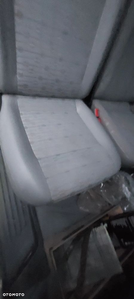 Fotel vw  t5 2 rząd  składany - 2