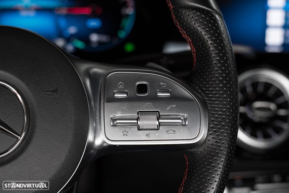 Mercedes-Benz GLA 250 e 8G-DCT AMG Line - 37