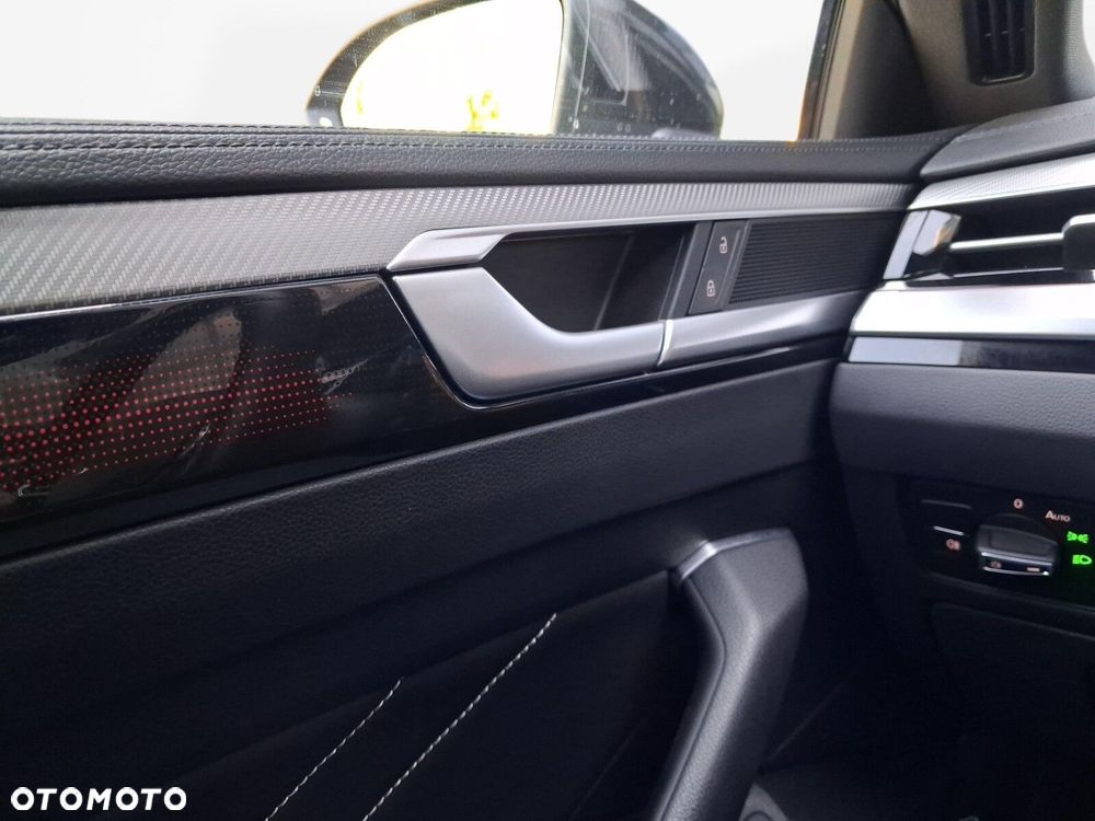 Volkswagen Arteon 2.0 TSI R-Line DSG - 32