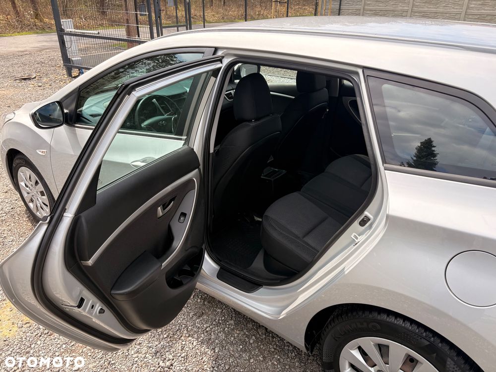 Hyundai i30 1.4 CRDi Comfort - 13