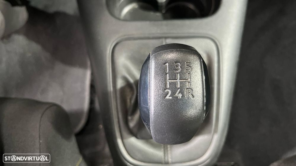 Citroën C3 1.2 PureTech Plus - 16