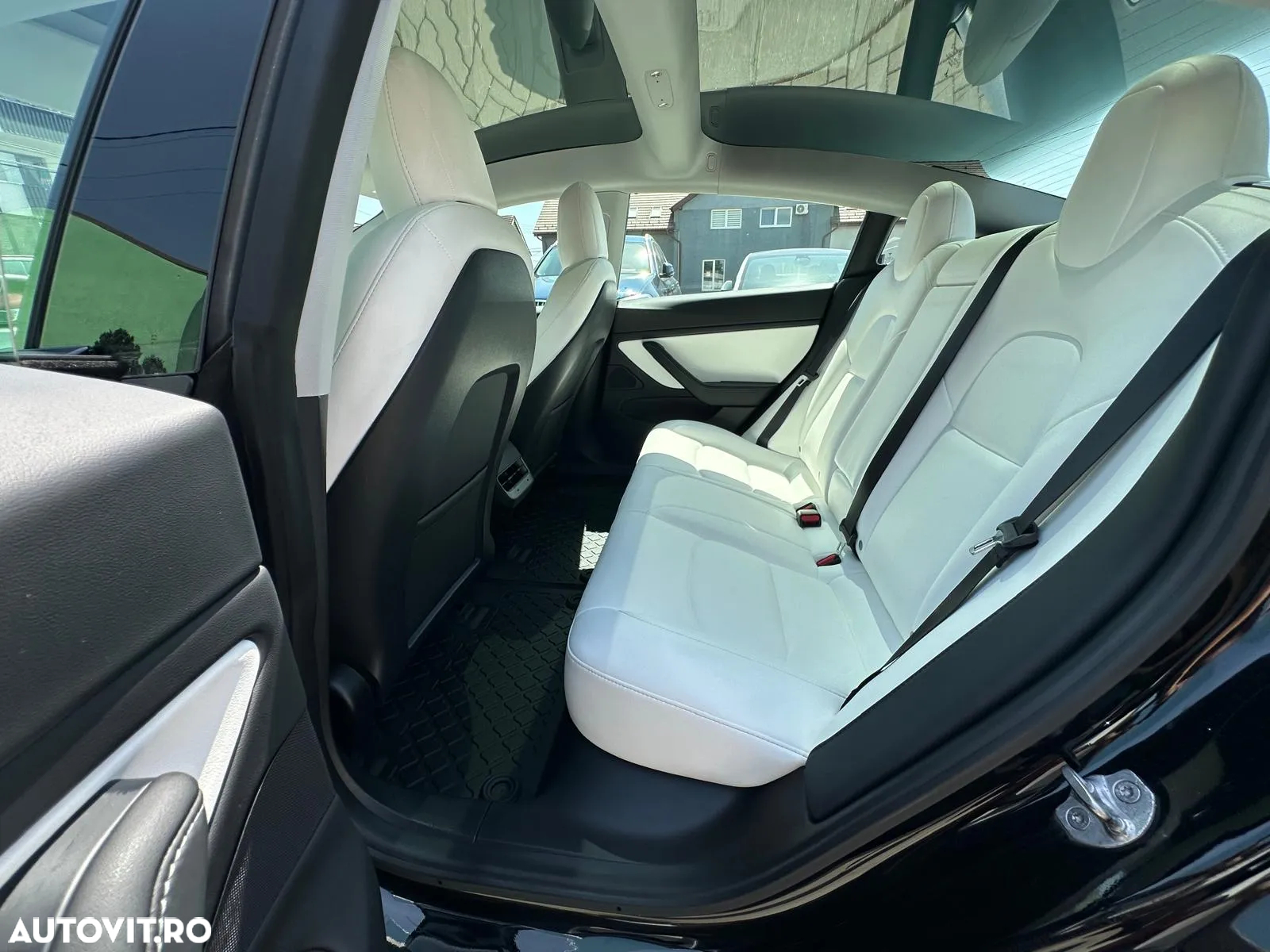 Tesla Model 3 Standard Reichweite Plus Hinterradantrieb - 18