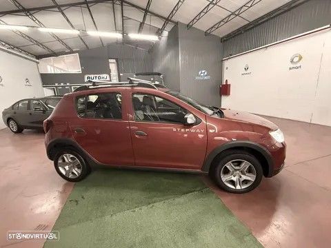 Dacia Sandero 0.9 TCe Stepway - 2