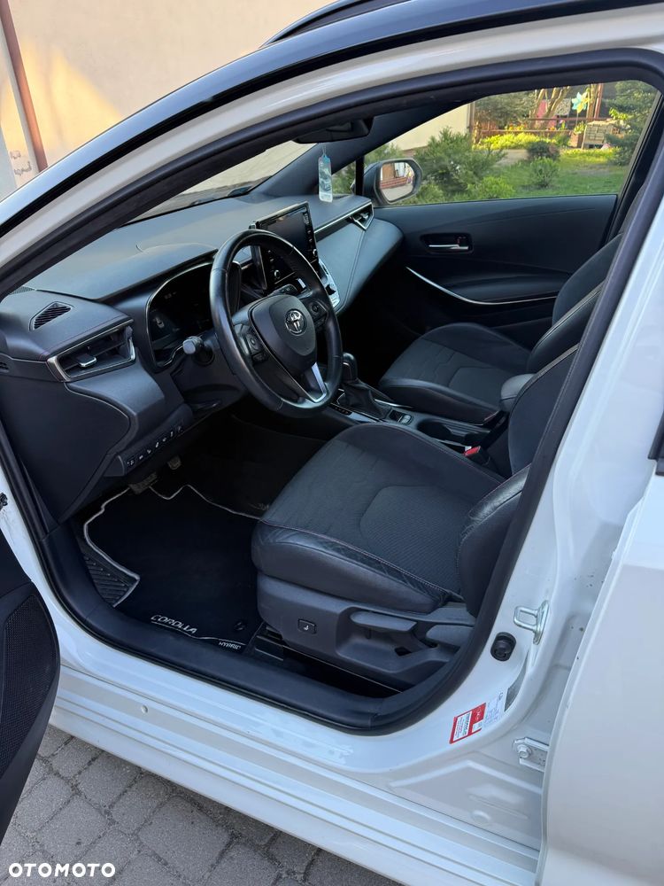 Toyota Corolla 2.0 Hybrid Selection - 11