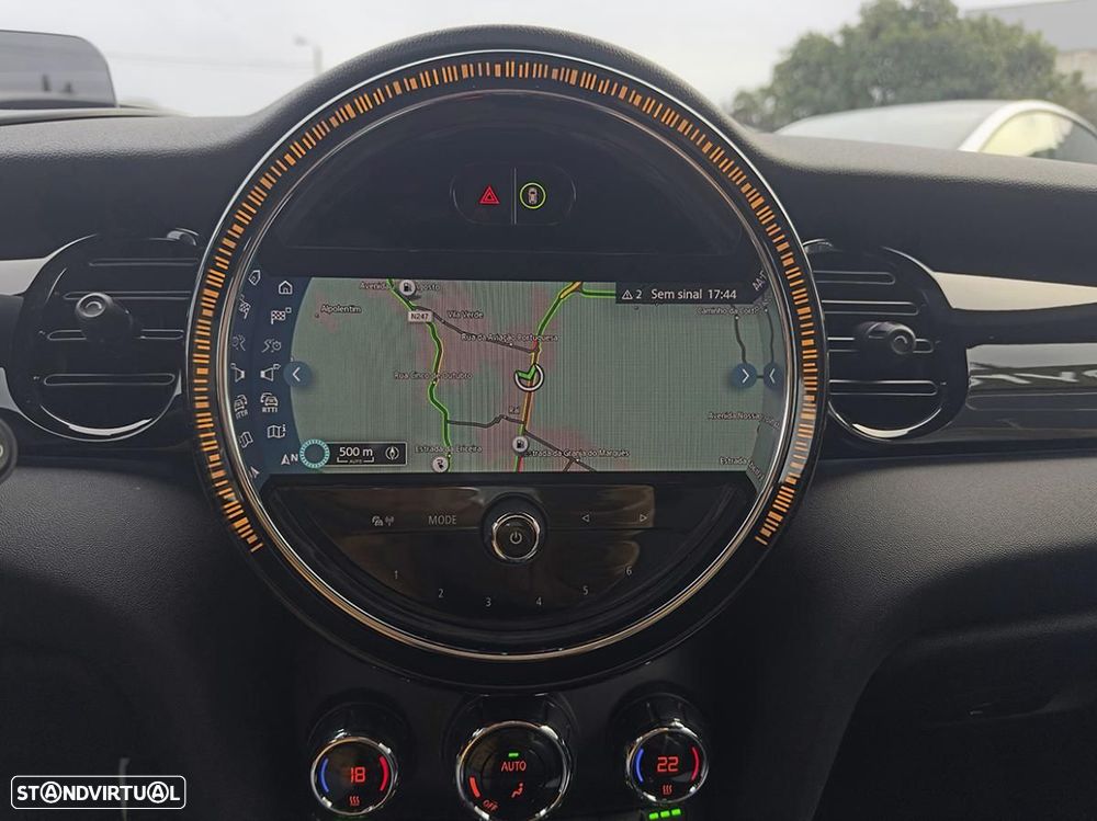 MINI Cabrio Cooper SE - 29