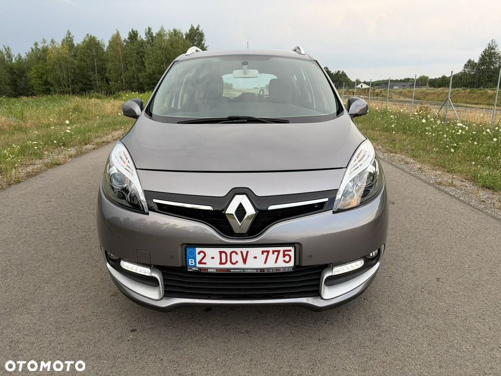 Renault Grand Scenic - 8