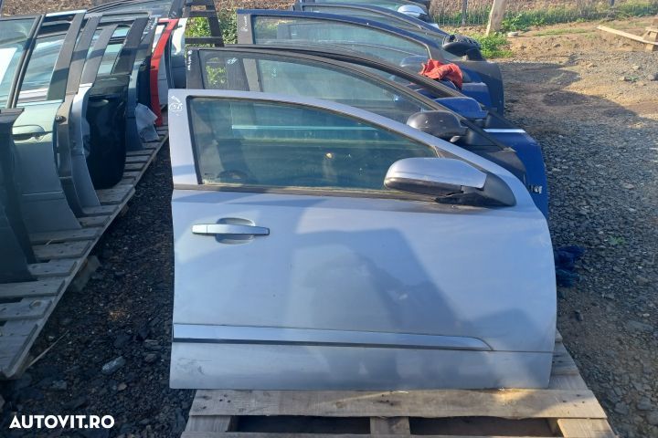 USA FATA DREAPTA Opel Astra H  [din 2004 pana  2007] seria - 3