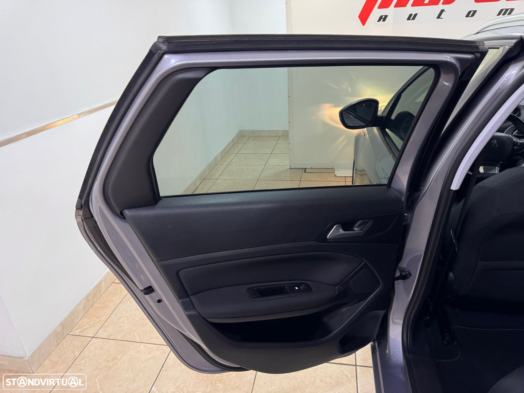 Peugeot 308 1.5 BlueHDi Style - 31