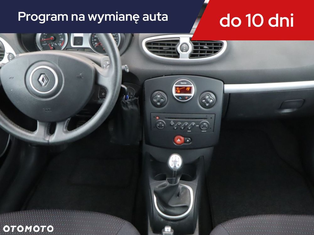 Renault Clio - 14