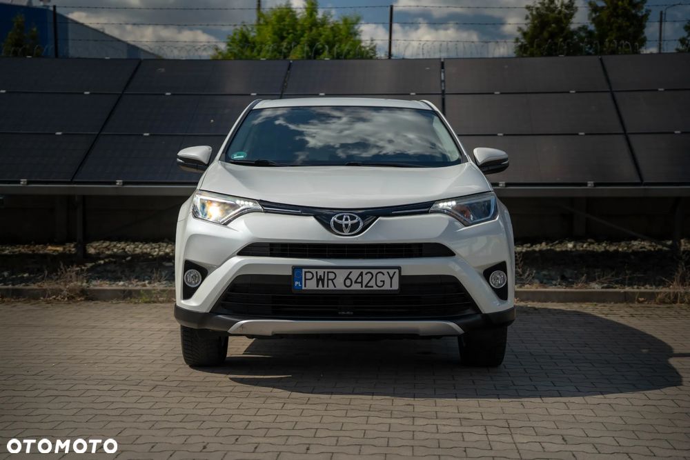 Toyota RAV4 2.0 D-4D Active 4x2 - 10