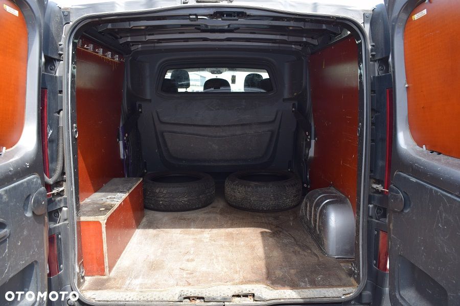 Opel Vivaro - 6