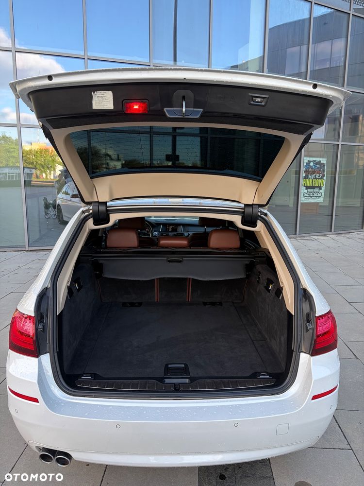 BMW Seria 5 520d Luxury Line - 8