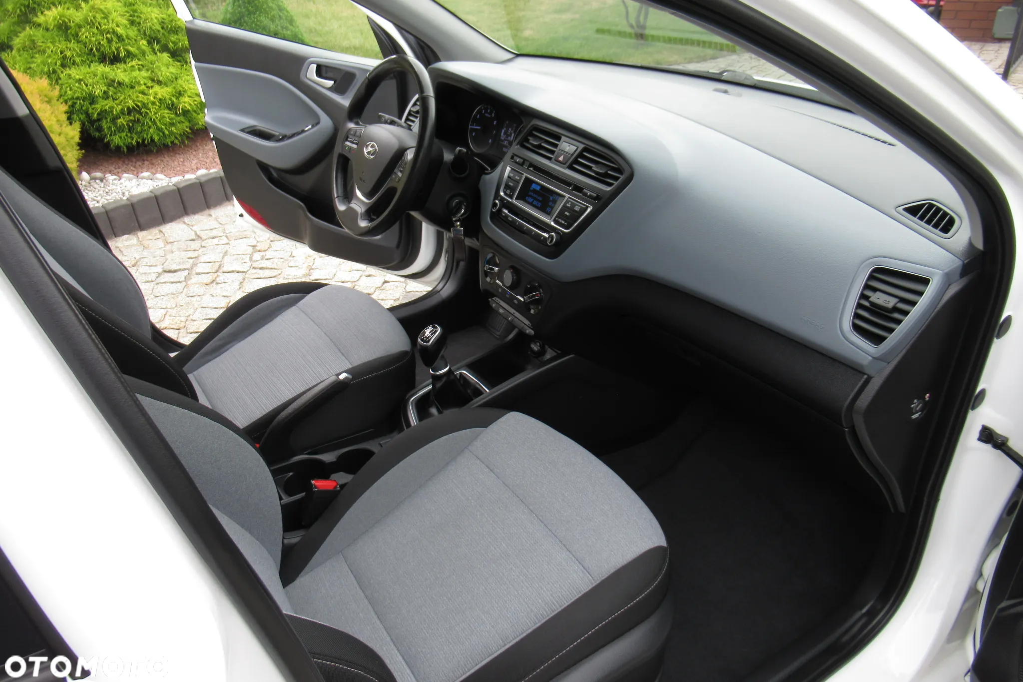 Hyundai i20 1.4 Style - 36