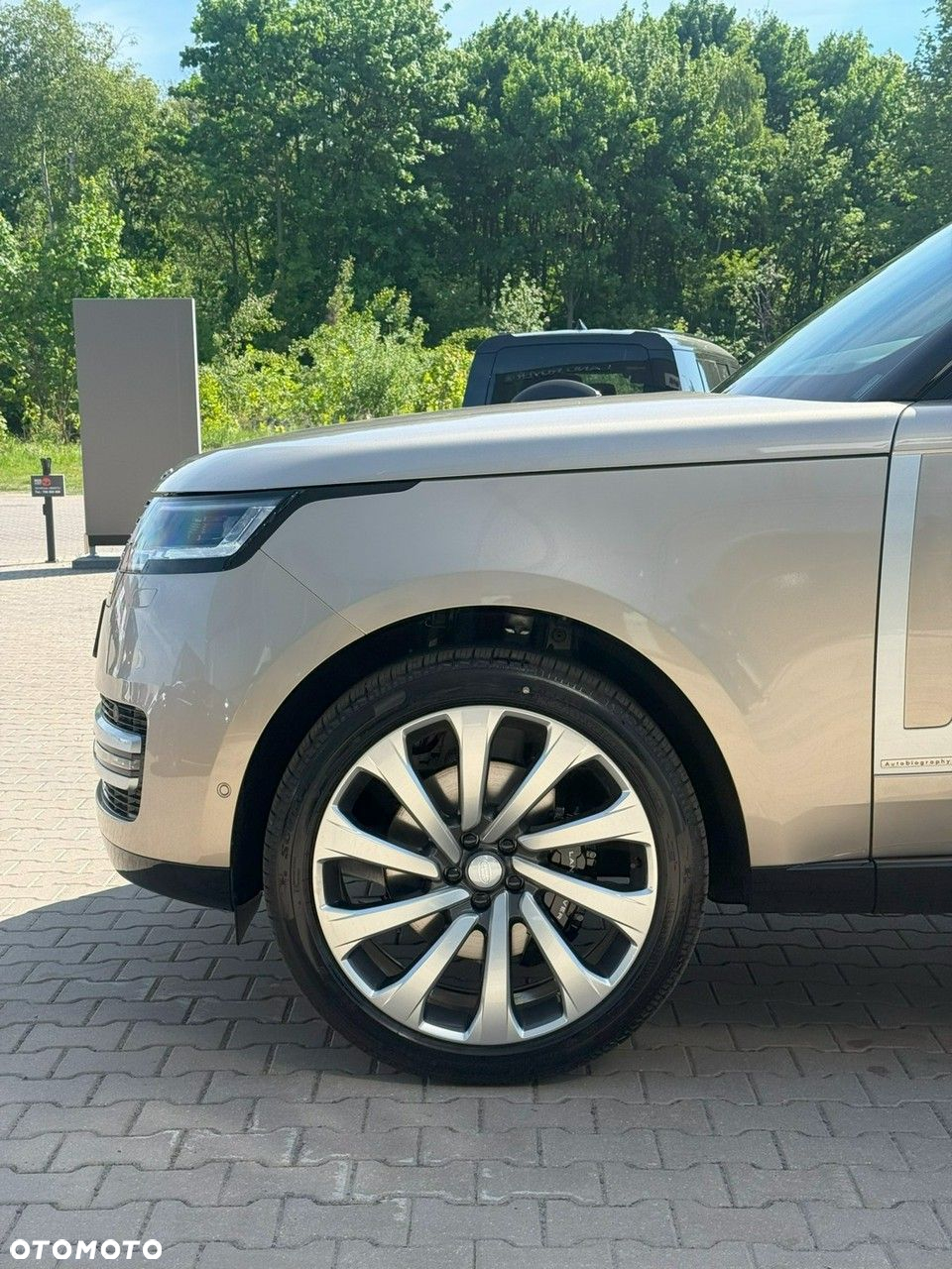Land Rover Range Rover - 12
