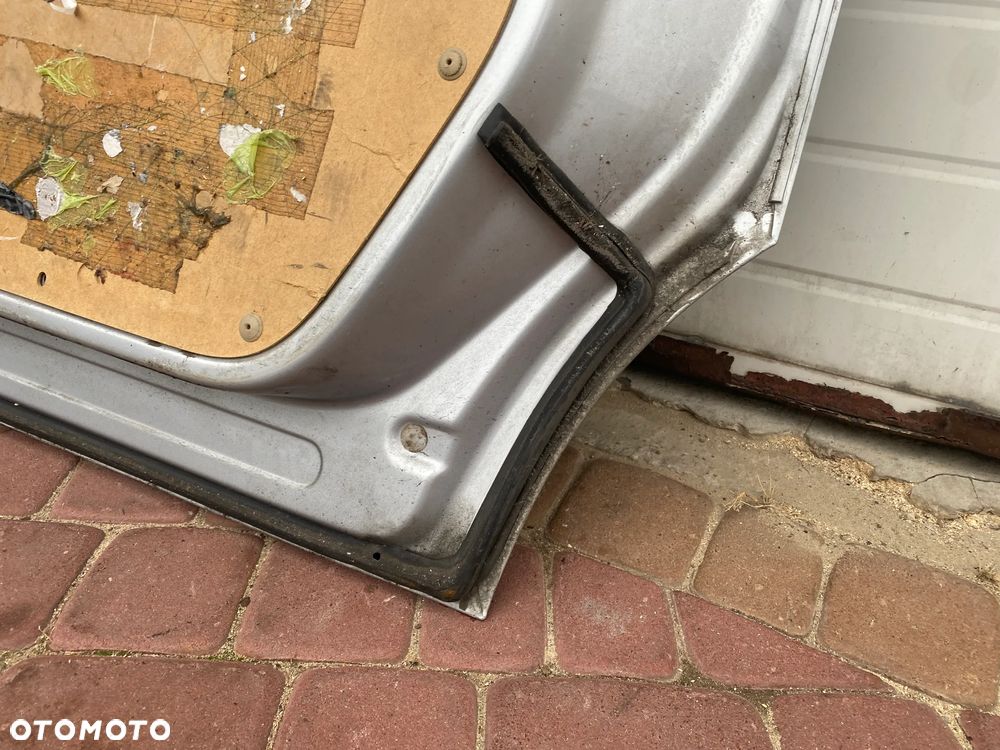 DRZWI BOCZNE PRZESUWNE PRAWE CADDY - 21