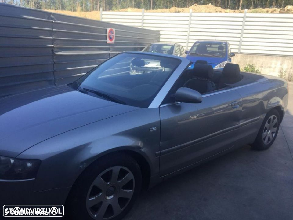 Audi A4 (B6) 1.8 turbo cabriolet de 2004 para peças - 6