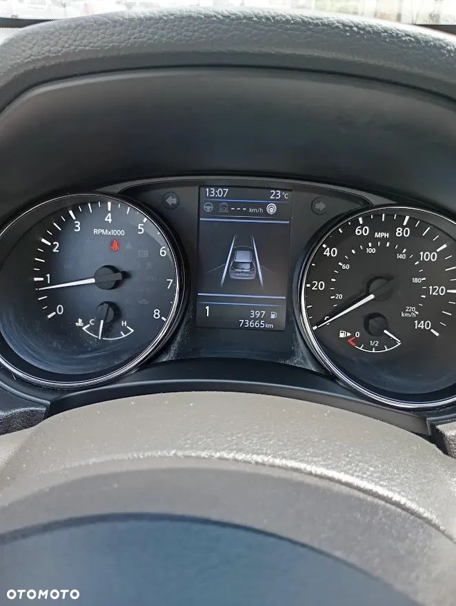 Nissan Rogue - 13